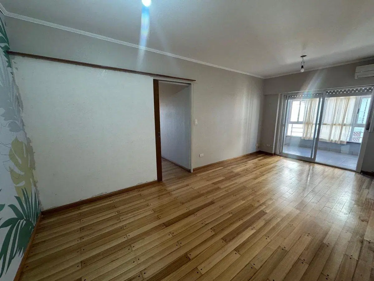 Departamento en venta 3 ambientes cochera bernal 3