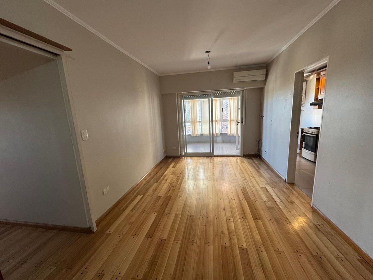 Foto de Departamento en venta 3 ambientes cochera bernal, imagen 2