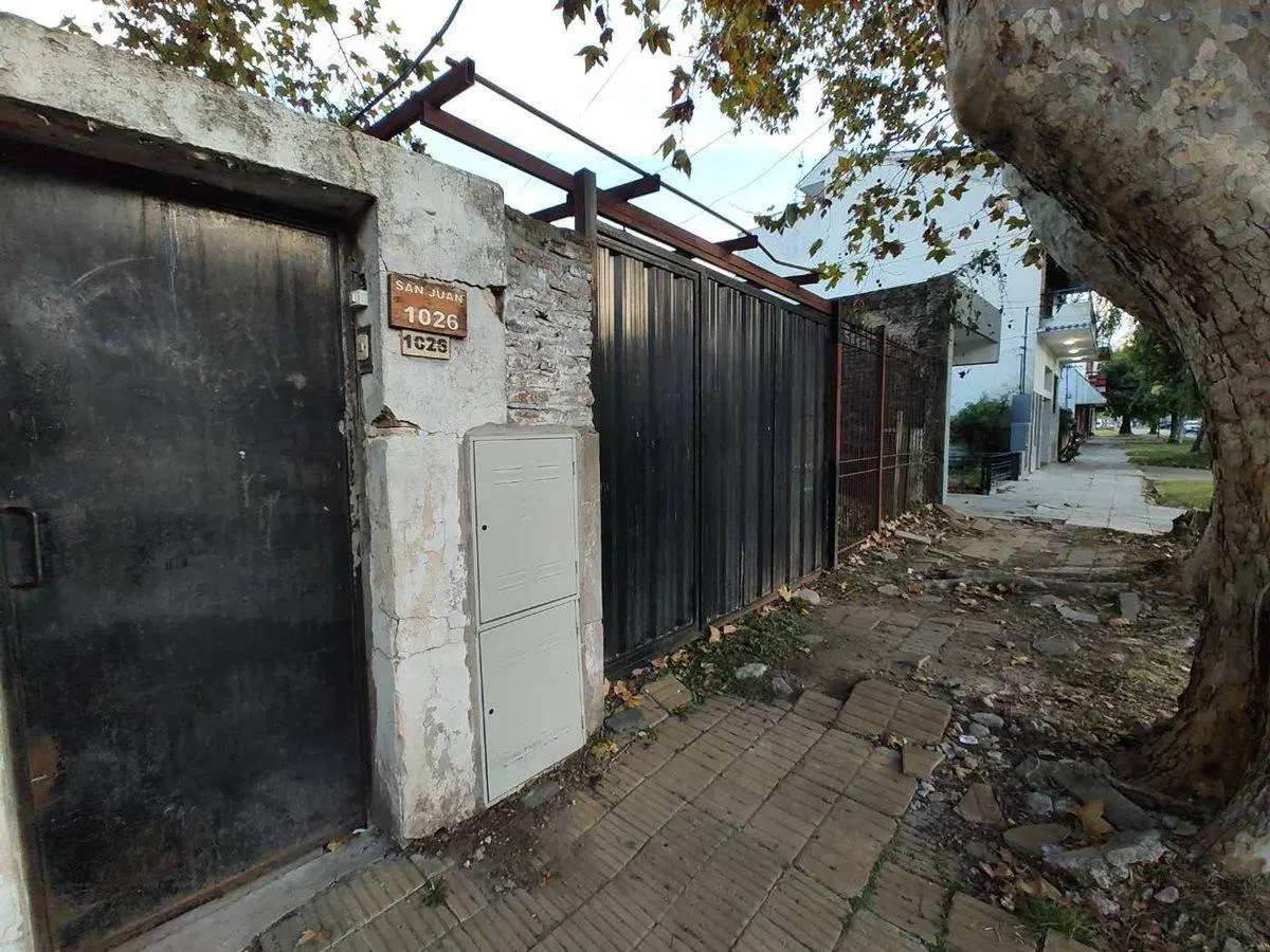 Excelente Terreno con vivienda en Quilmes 5