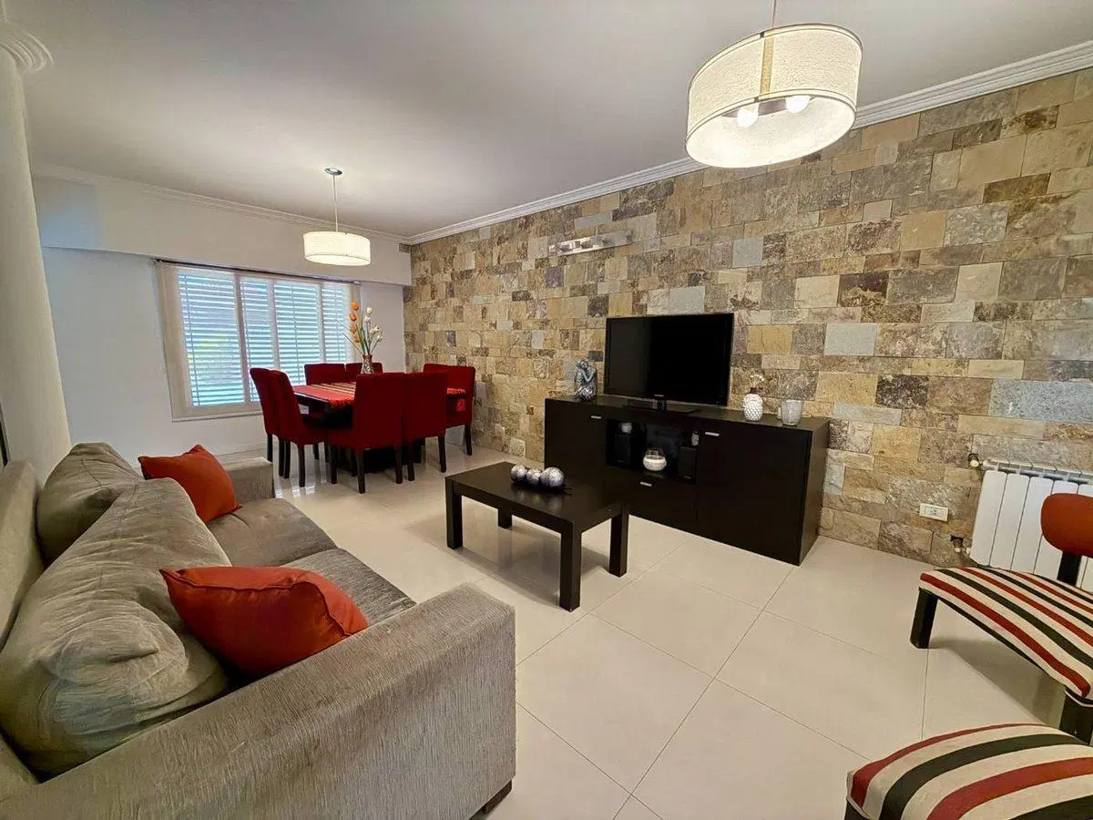 CHALET EN VENTA QUILMES 8