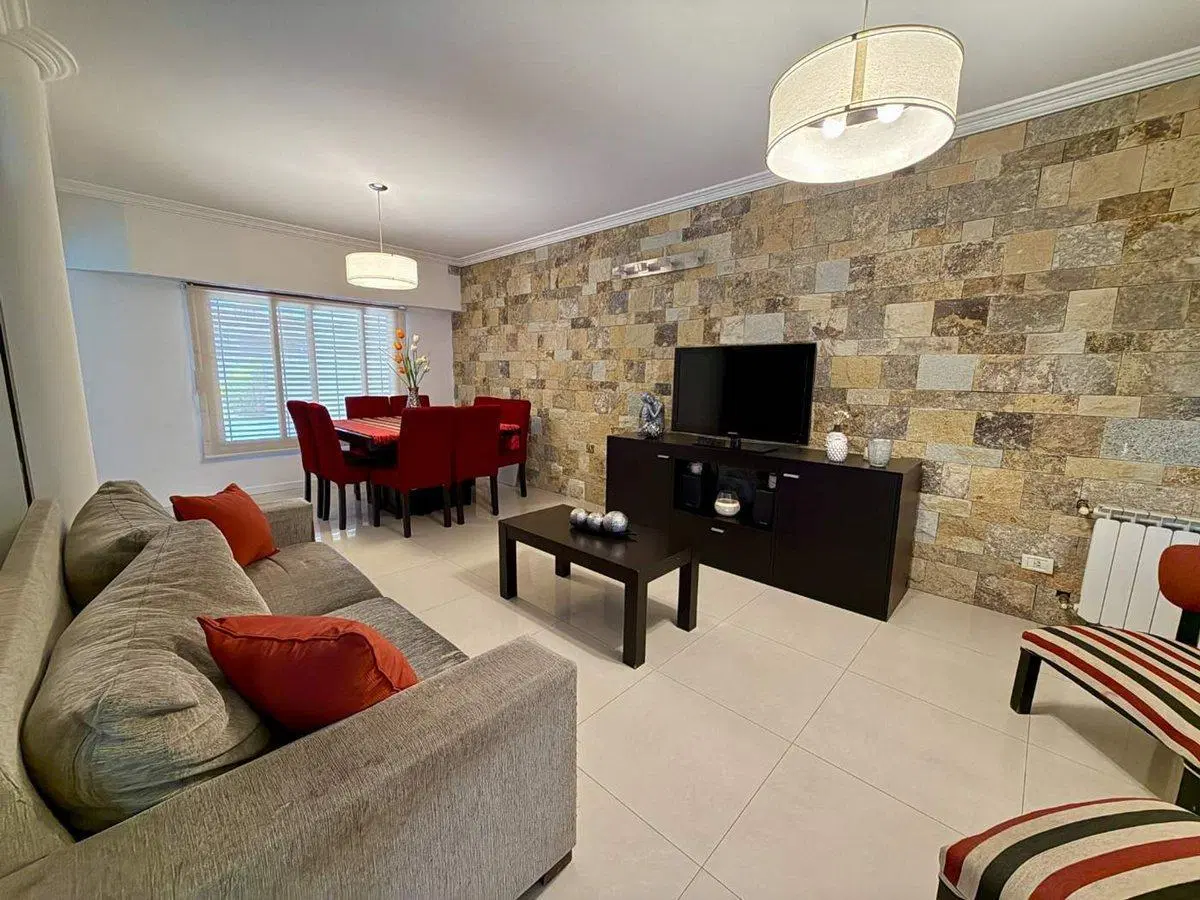 CHALET EN VENTA QUILMES 4