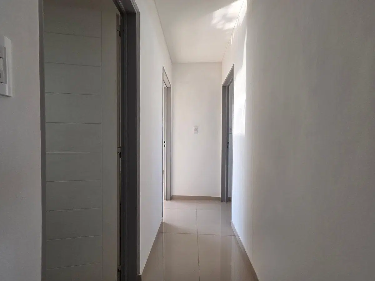 VENTA DEPARTAMENTO 3 AMB. DOBLE COCHERA QUILMES 4
