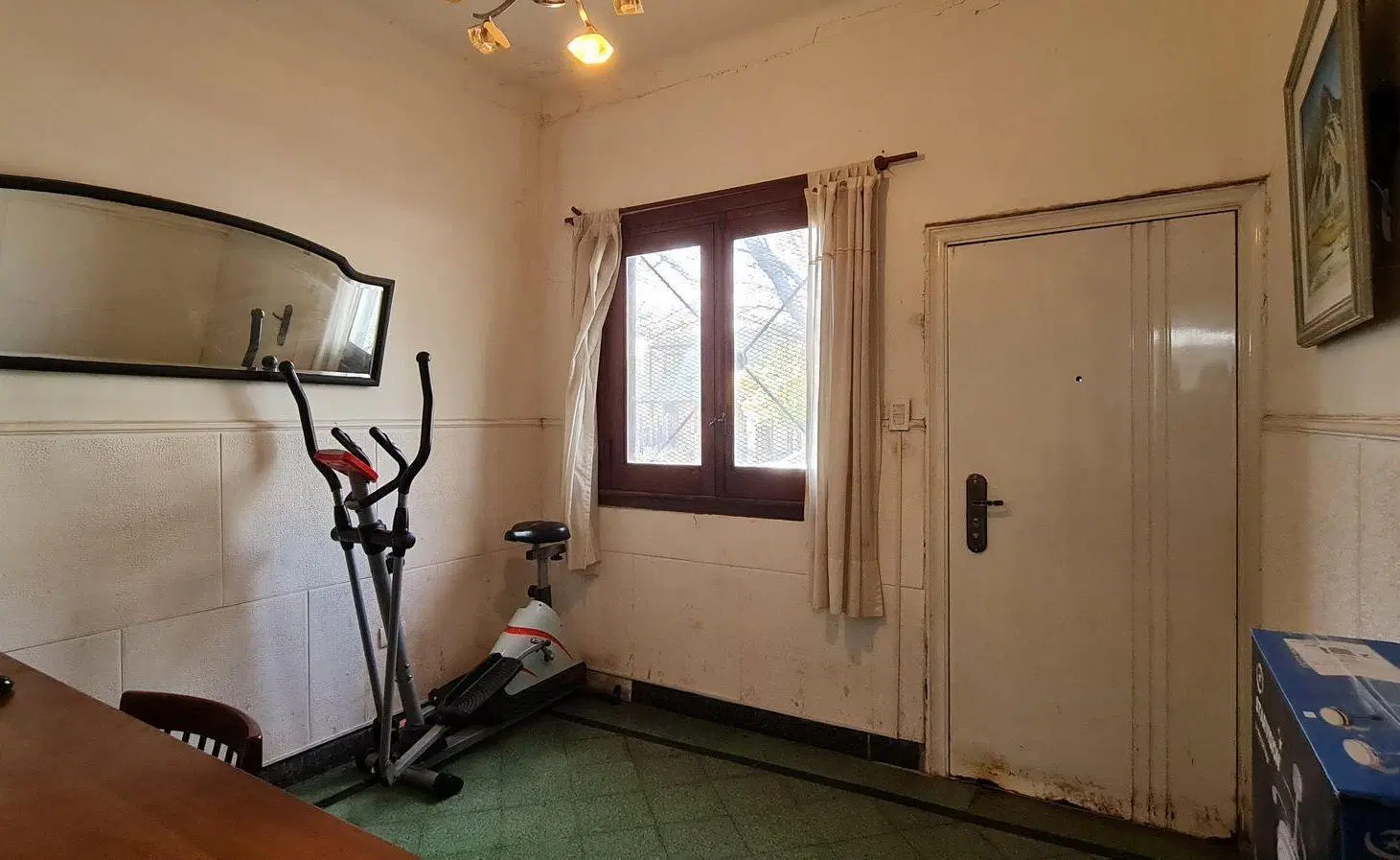 VENTA CASA 4 AMBIENTES AMPLIO FONDO QUILMES CENTRO 2