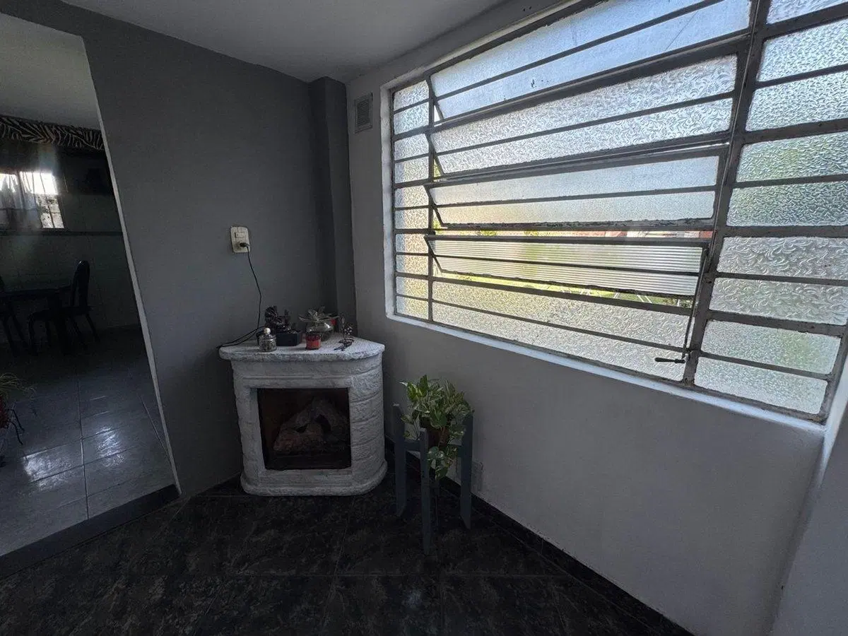 CASA 3 AMBIENTES FLORECIO VARELA 4