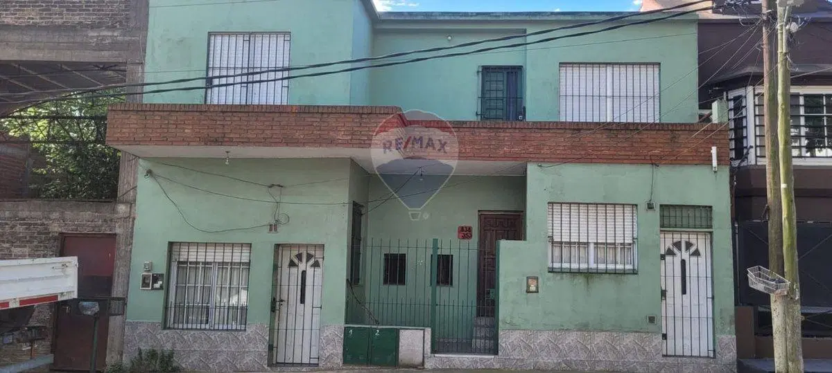 Venta Casa Multifamiliar  Quilmes 3