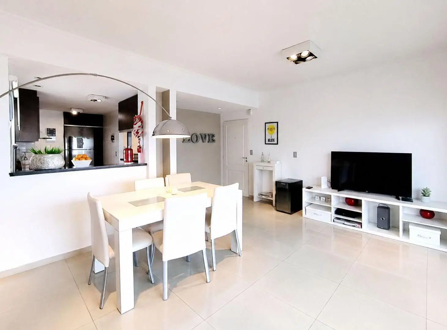 DEPARTAMENTO 3 AMBEINTES CON COCHERA APTO CREDITO 6