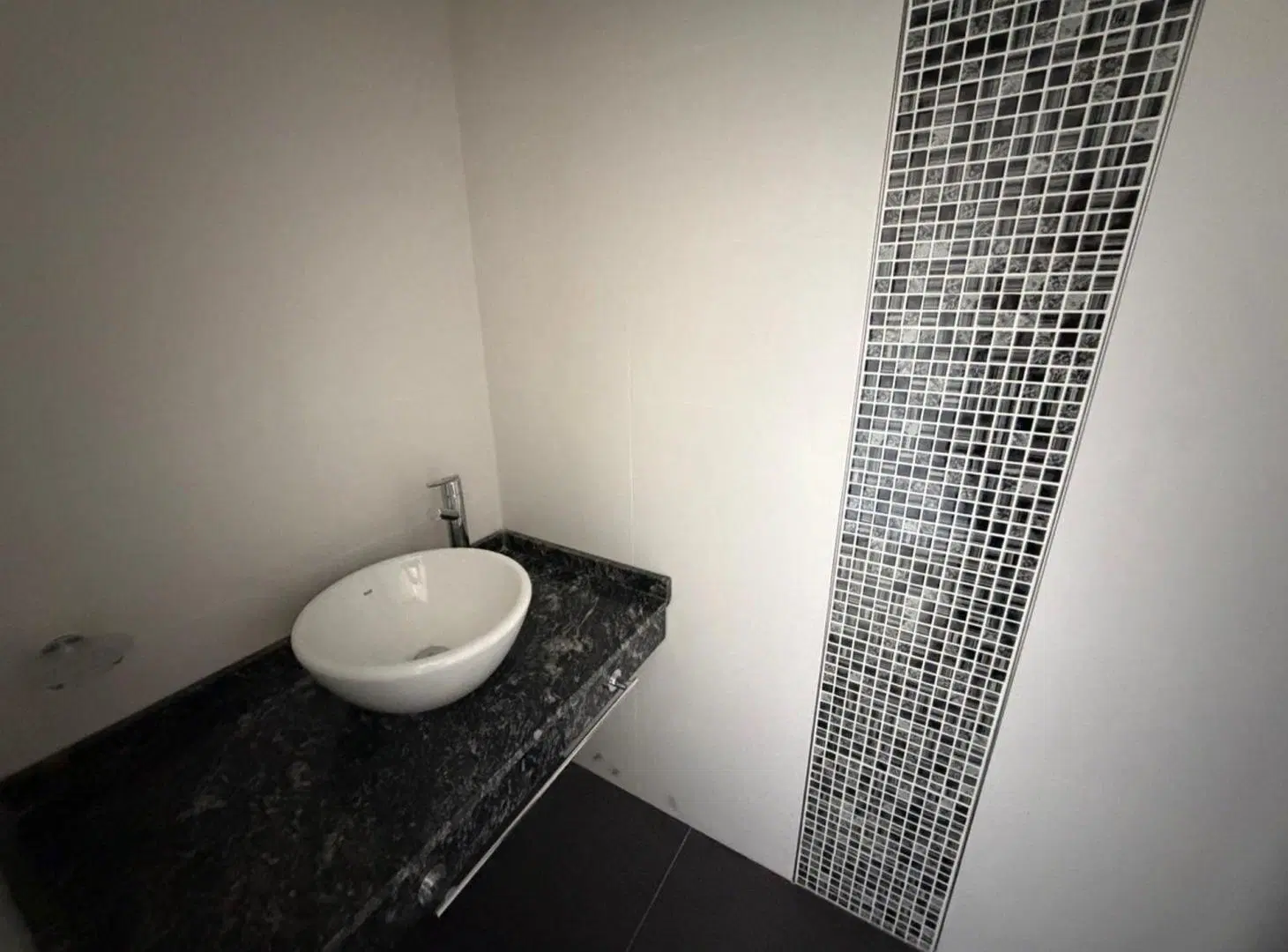 VENTA DEPARTAMENTO 3 AMBIENTES CON COCHERA VARELA 8