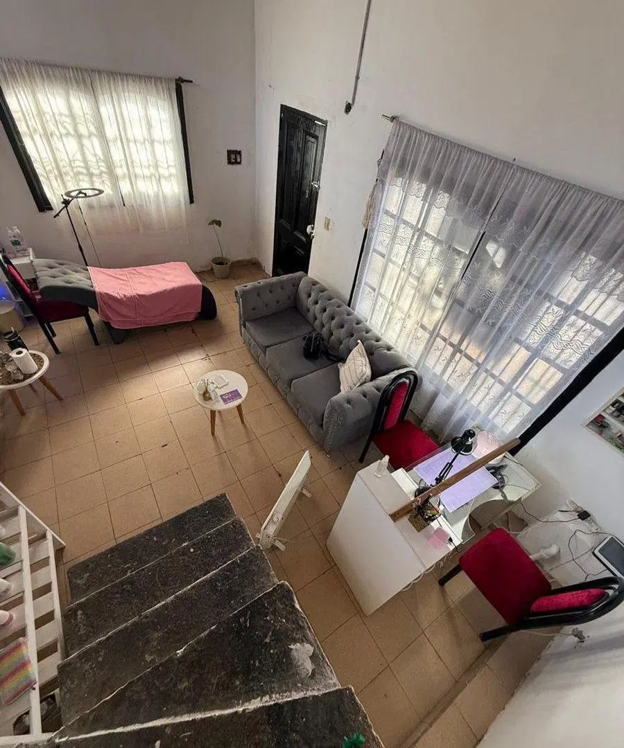 VENTA DE  CASA CON LOCAL EN QUILMES 3