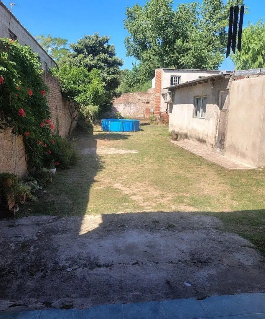 VENTA DE CASA CON LOTE - DEPARTAMENTO A TERMINAR- 3