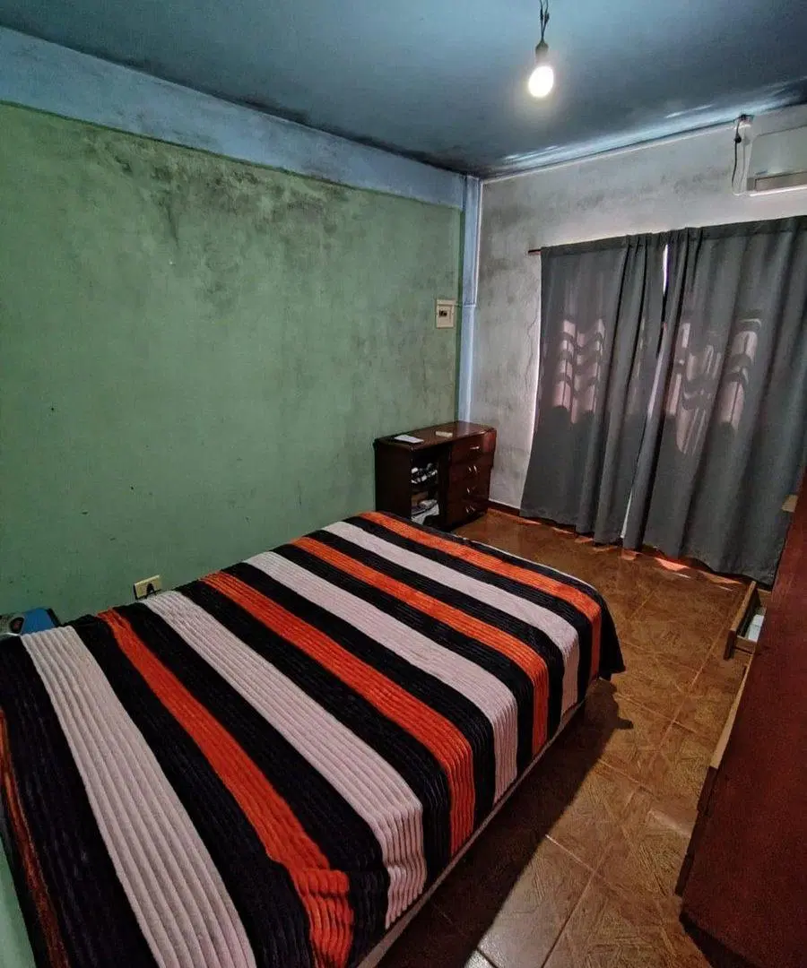 VENTA DE CASA CON LOTE - DEPARTAMENTO A TERMINAR- 5