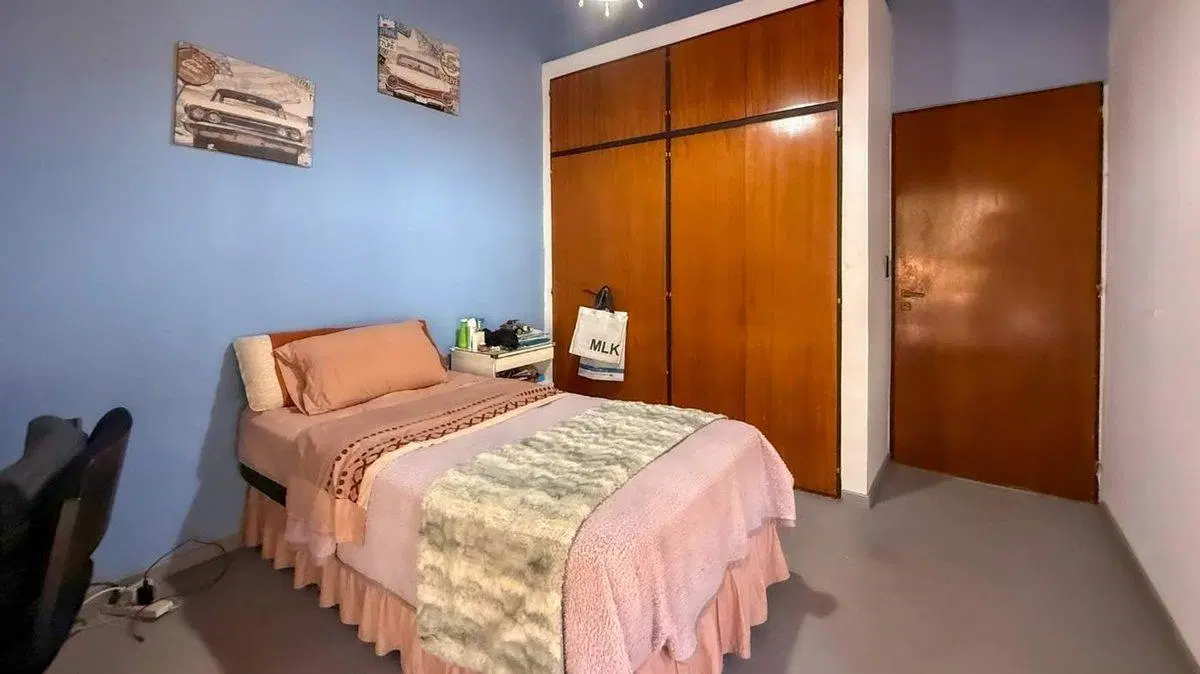VENTA CASA FLORENCIO VARELA CENTRO con JARDIN 5