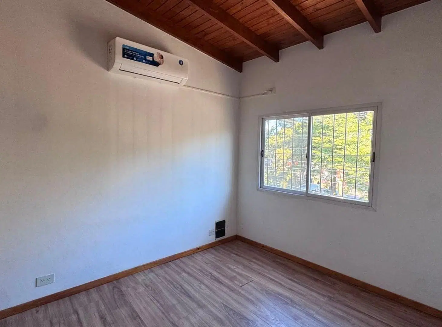 ALQUILER DEPARTAMENTO 3 AMB BERNAL 5