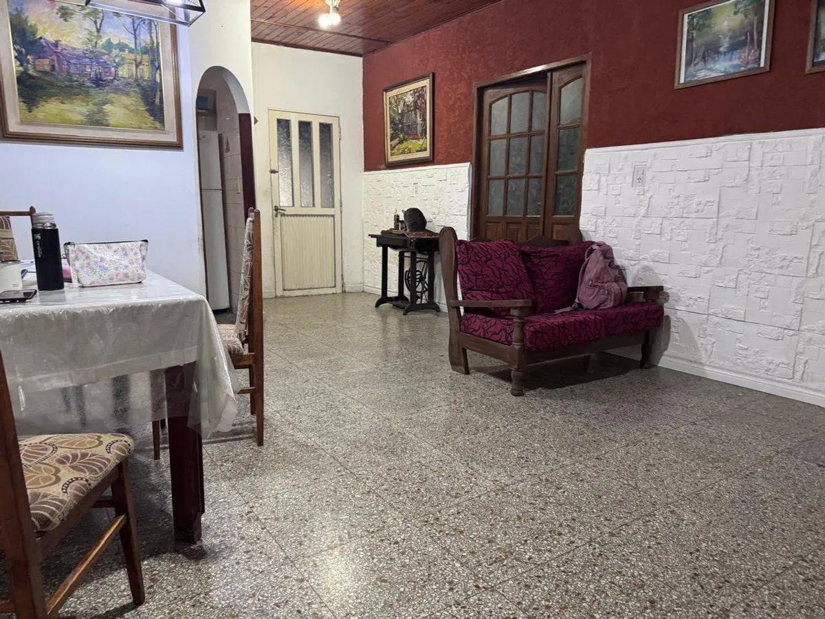 Casa en venta 4 ambientes Berazategui 4