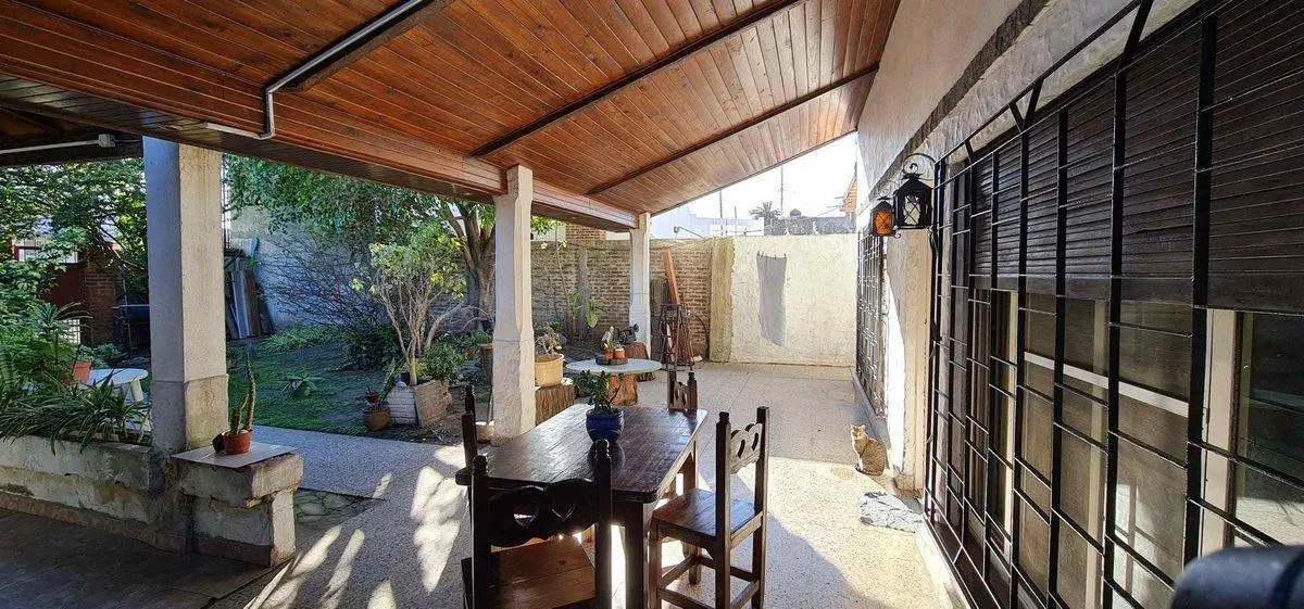 VENTA CASA 5 AMBIENTE COCHERA CUBIERTA WILDE 2