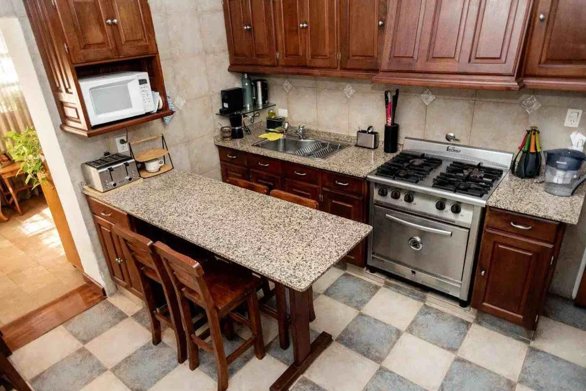 VENTA Casa Don Bosco.PILETA. 5 amb. APTA CREDITO. 5