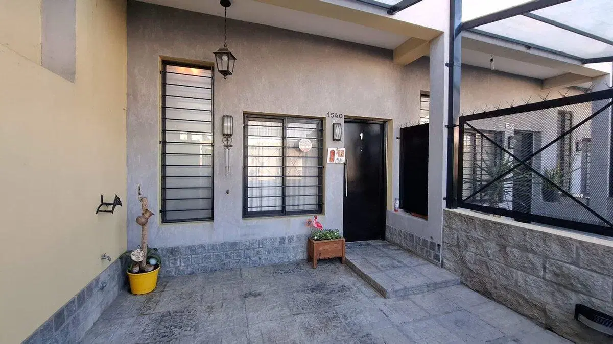 VENTA CASA PH 3 AMBIENTES CON  COCHERA QUILMES 2
