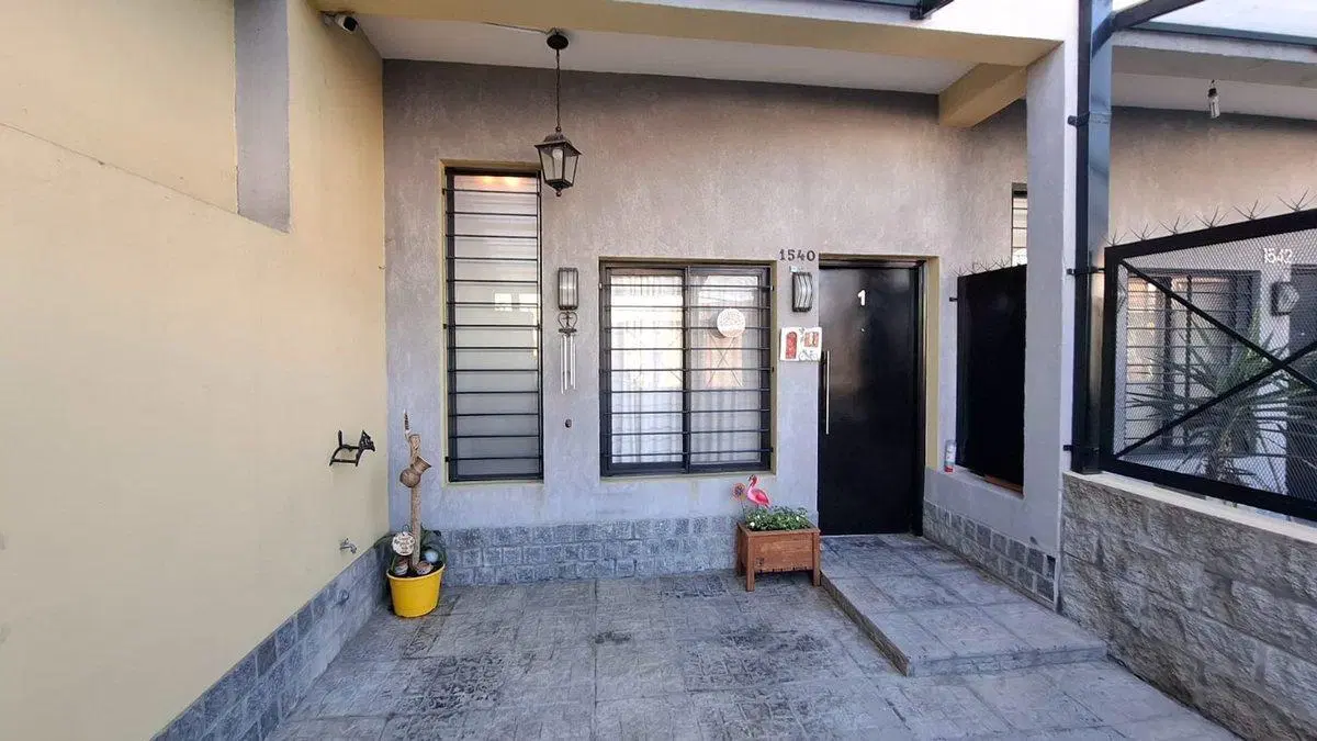 VENTA CASA PH 3 AMBIENTES CON  COCHERA QUILMES 4