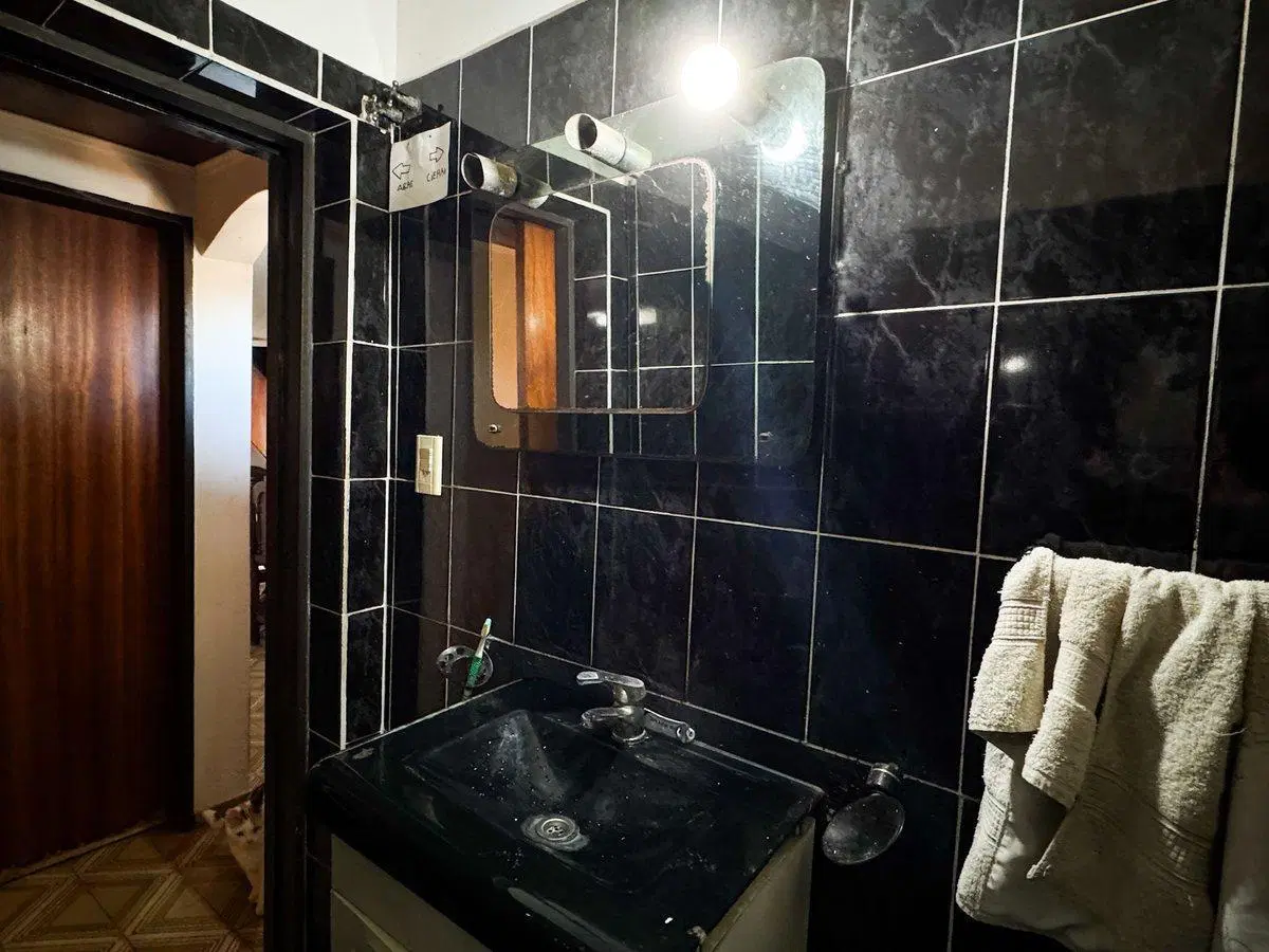 VENTA CASA CHALET CON LOCALES EN SOLANO 4