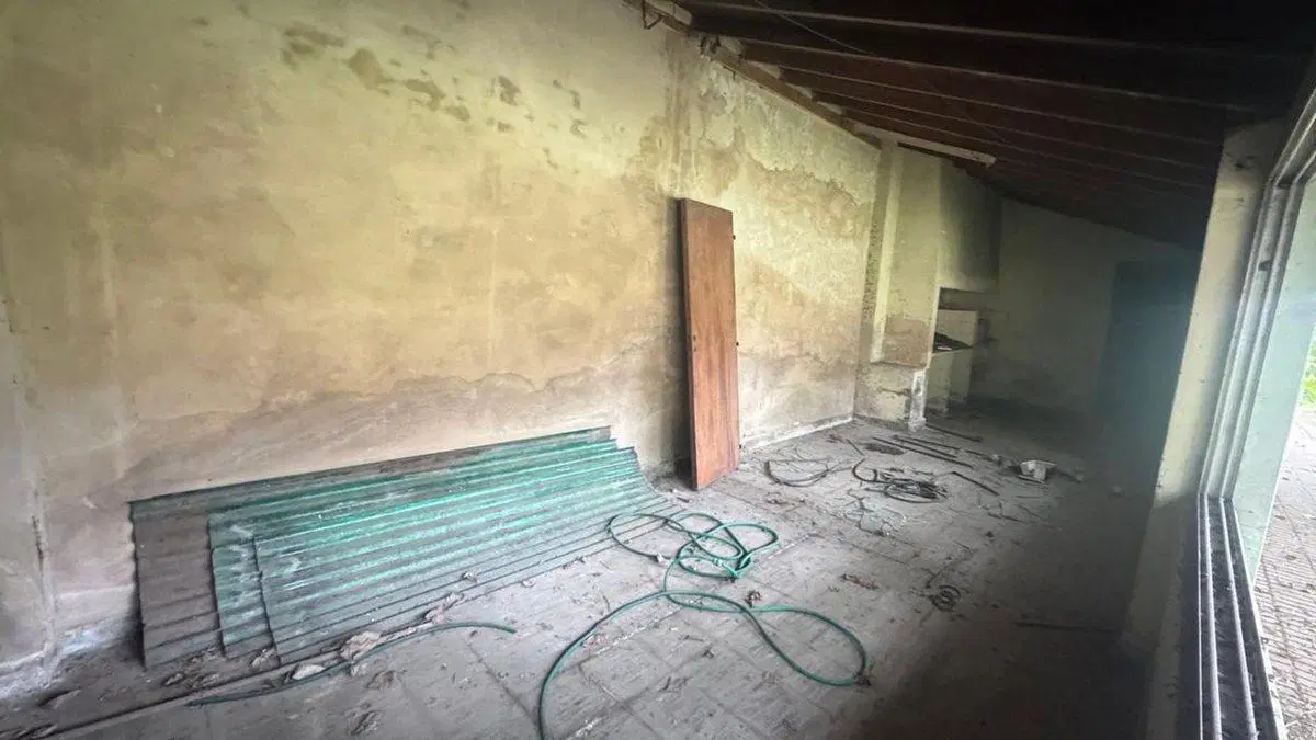 CASA EN VENTA A REFACCIONAR CRUCE DE VARELA 2