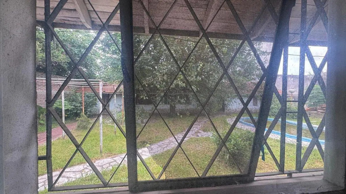 CASA EN VENTA A REFACCIONAR CRUCE DE VARELA 8