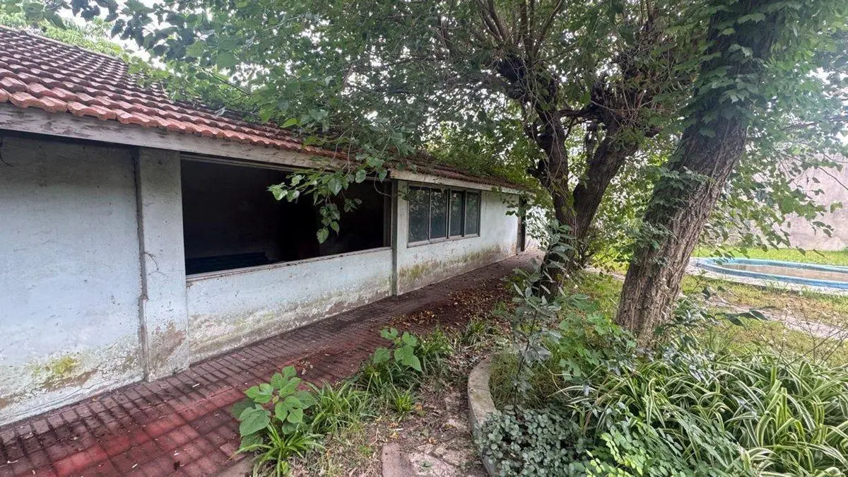 CASA EN VENTA A REFACCIONAR CRUCE DE VARELA 3