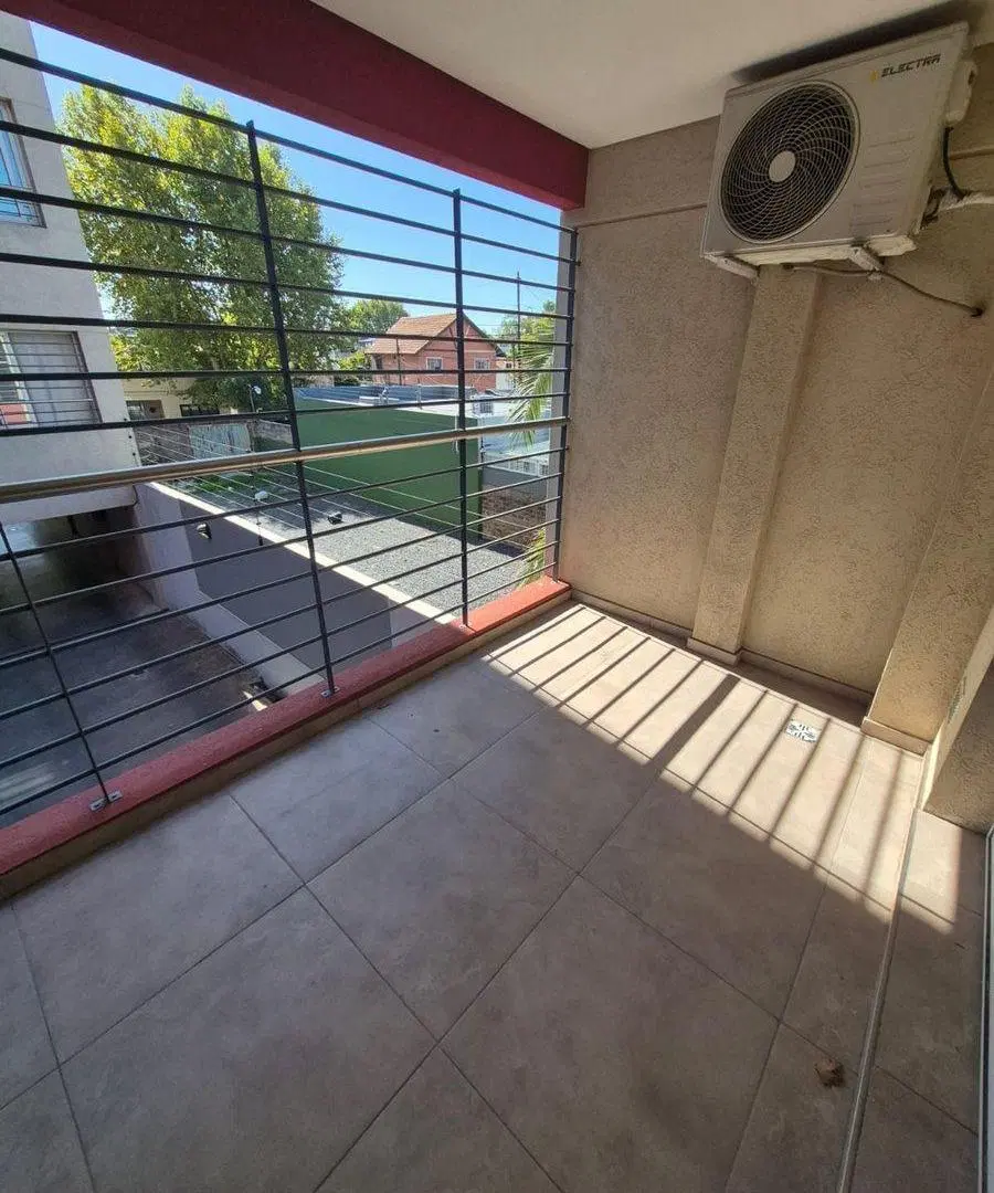 Venta Monoambiente Bernal Centro con cochera 5