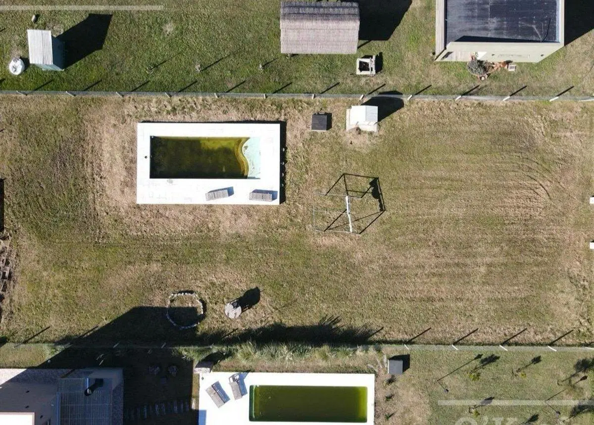 Venta Terreno con Pileta Barrio Las Calandrias 2