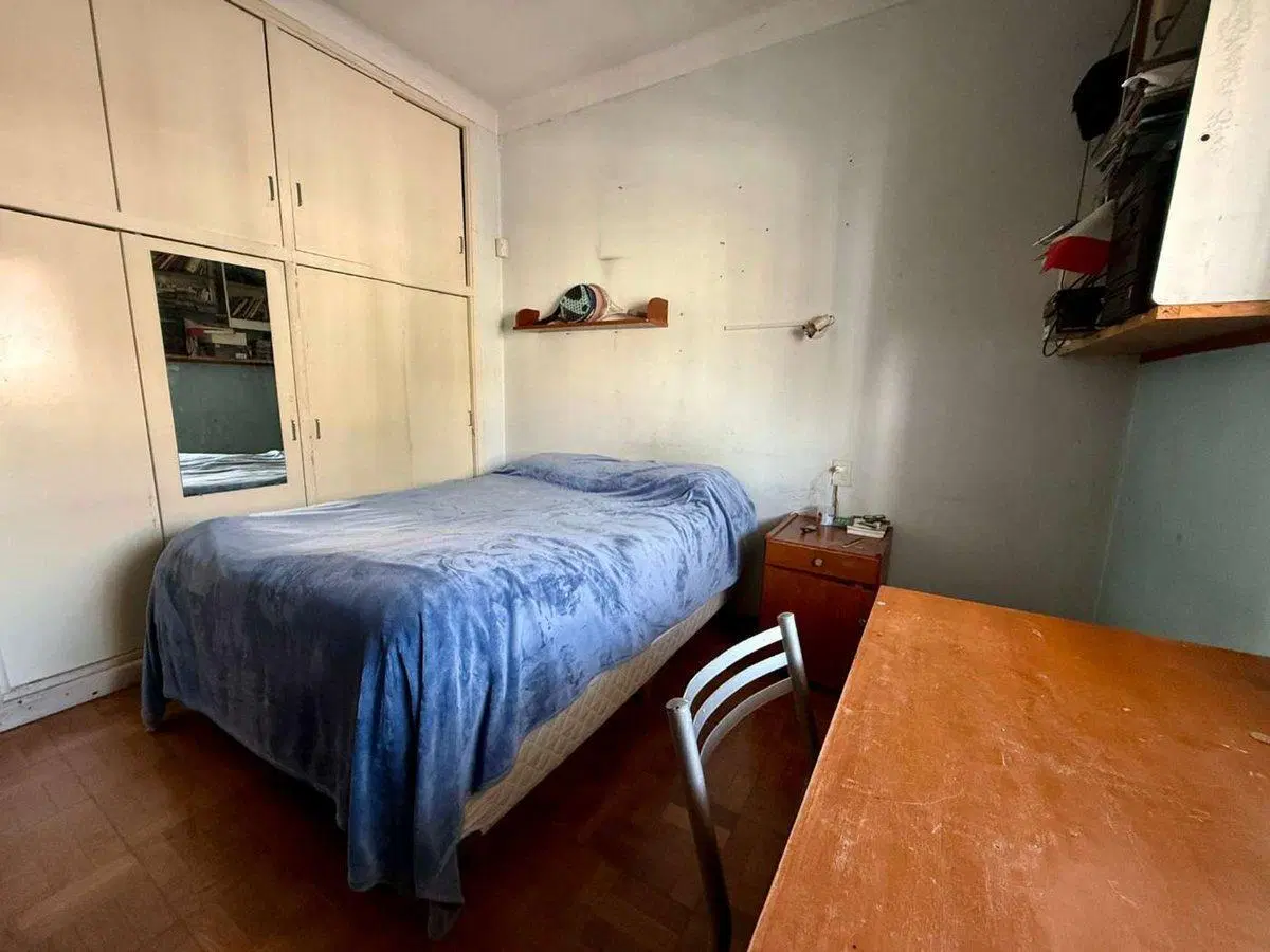 CASA EN VENTA QUILMES 4
