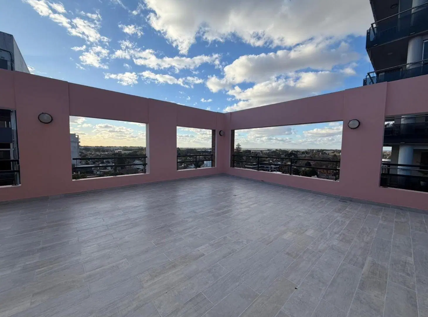 DEPARTAMENTO 4 AMBIENTES PENTHOUSE QUILMES 5
