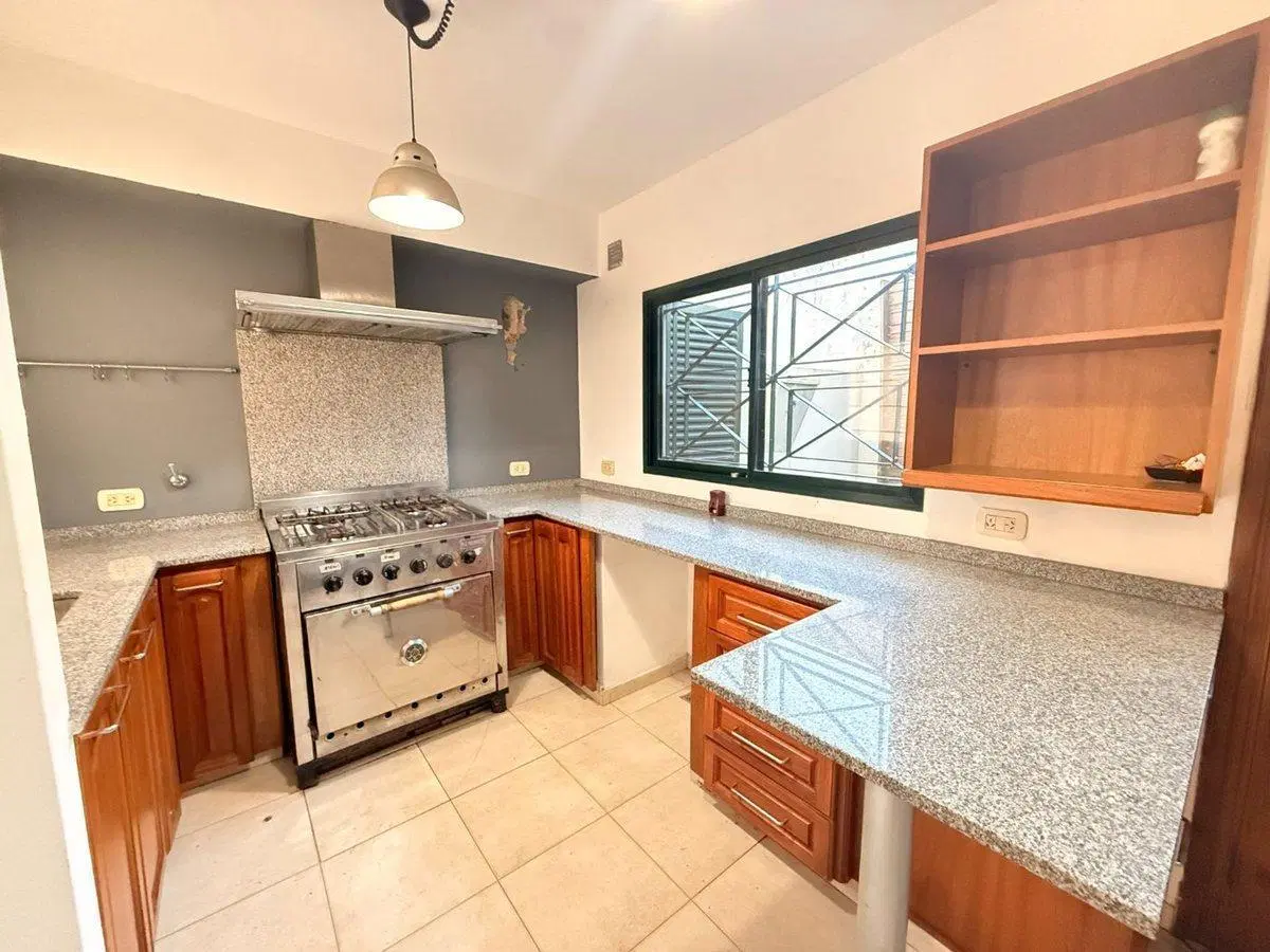 VENTA DUPLEX 3 AMBIENTES JARDIN Y PILETA QUILMES 3