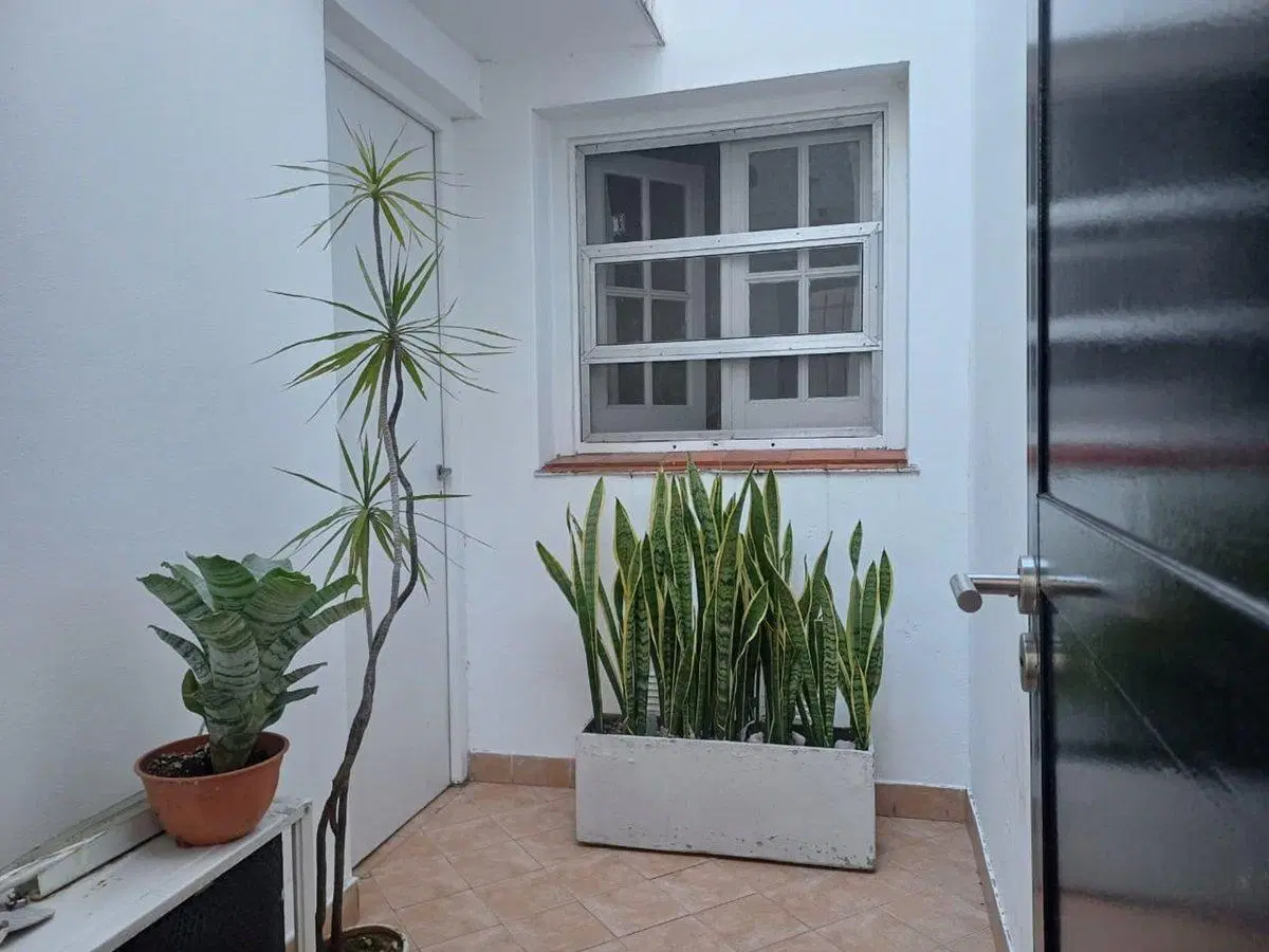 VENTA CASA 3 AMB CON PILETA QUILMES 4