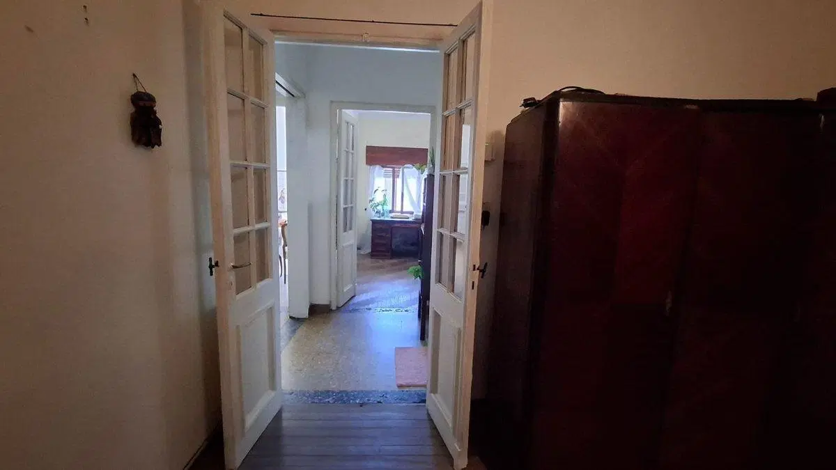 VENTA CASA 4 AMBIENTES COCHERA  WILDE AVELLANEDA 8