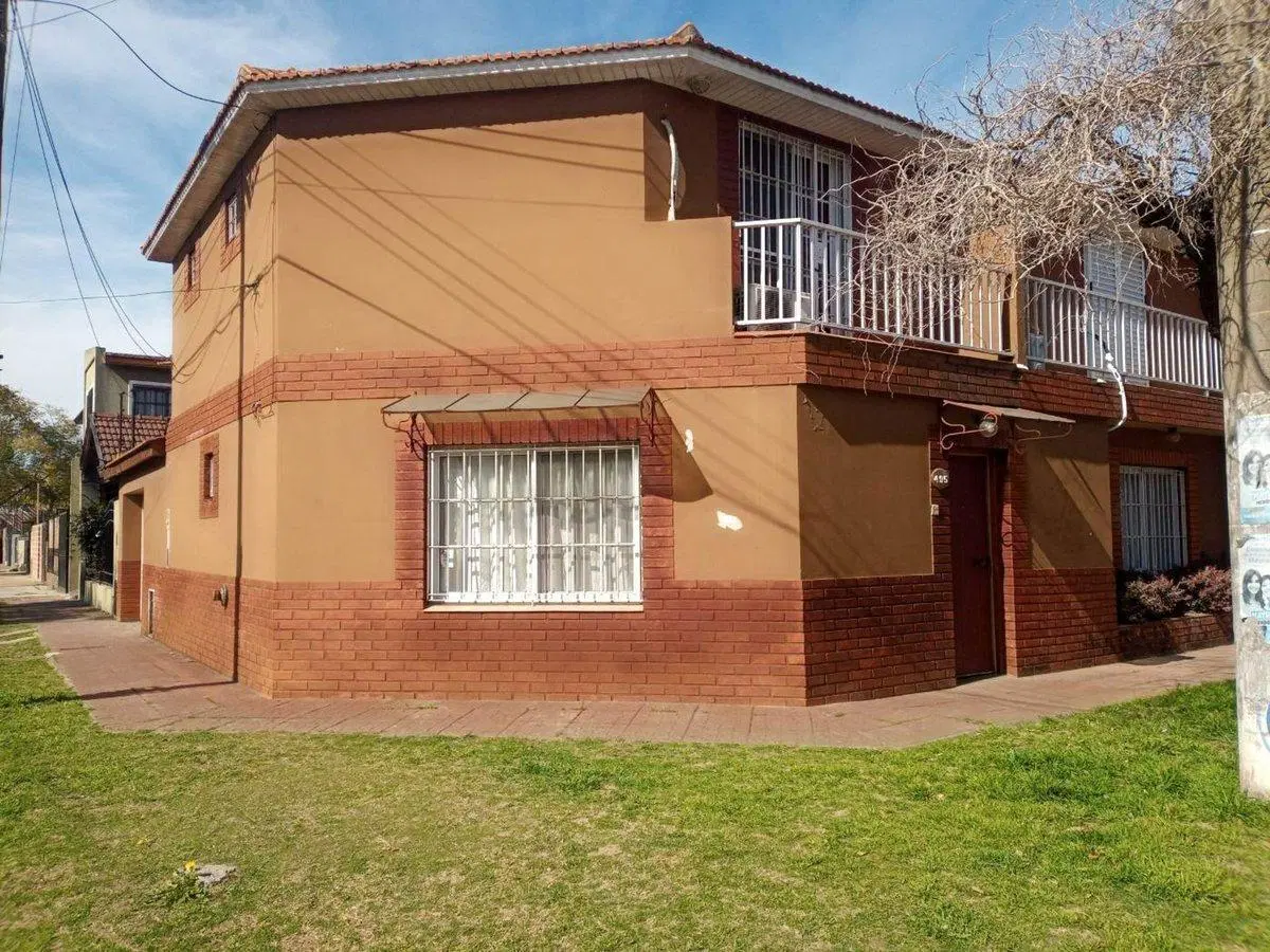 Venta Casa Multifamiliar Dúplex Quilmes 3