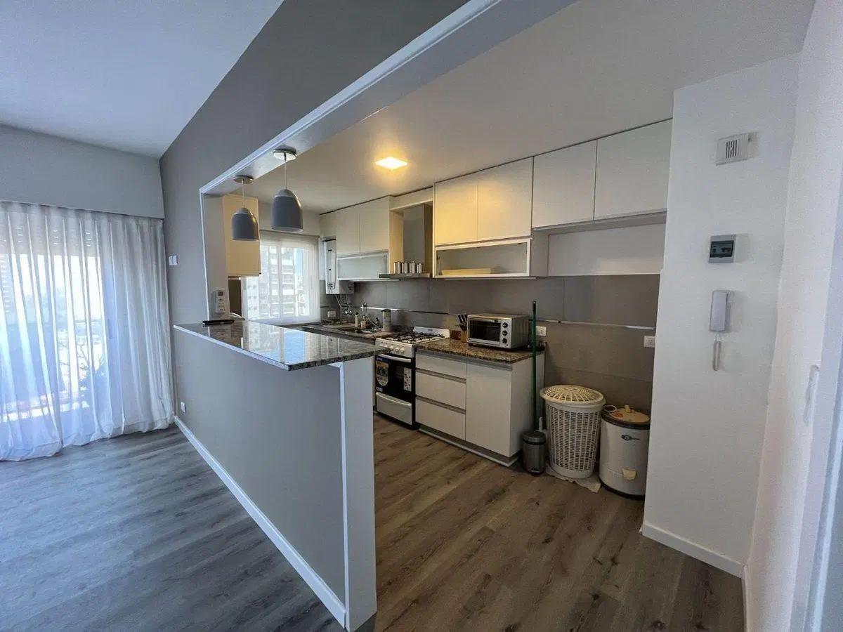 VENTA DEPARTAMENTO 2 AMBIENTES CON BALCON 4