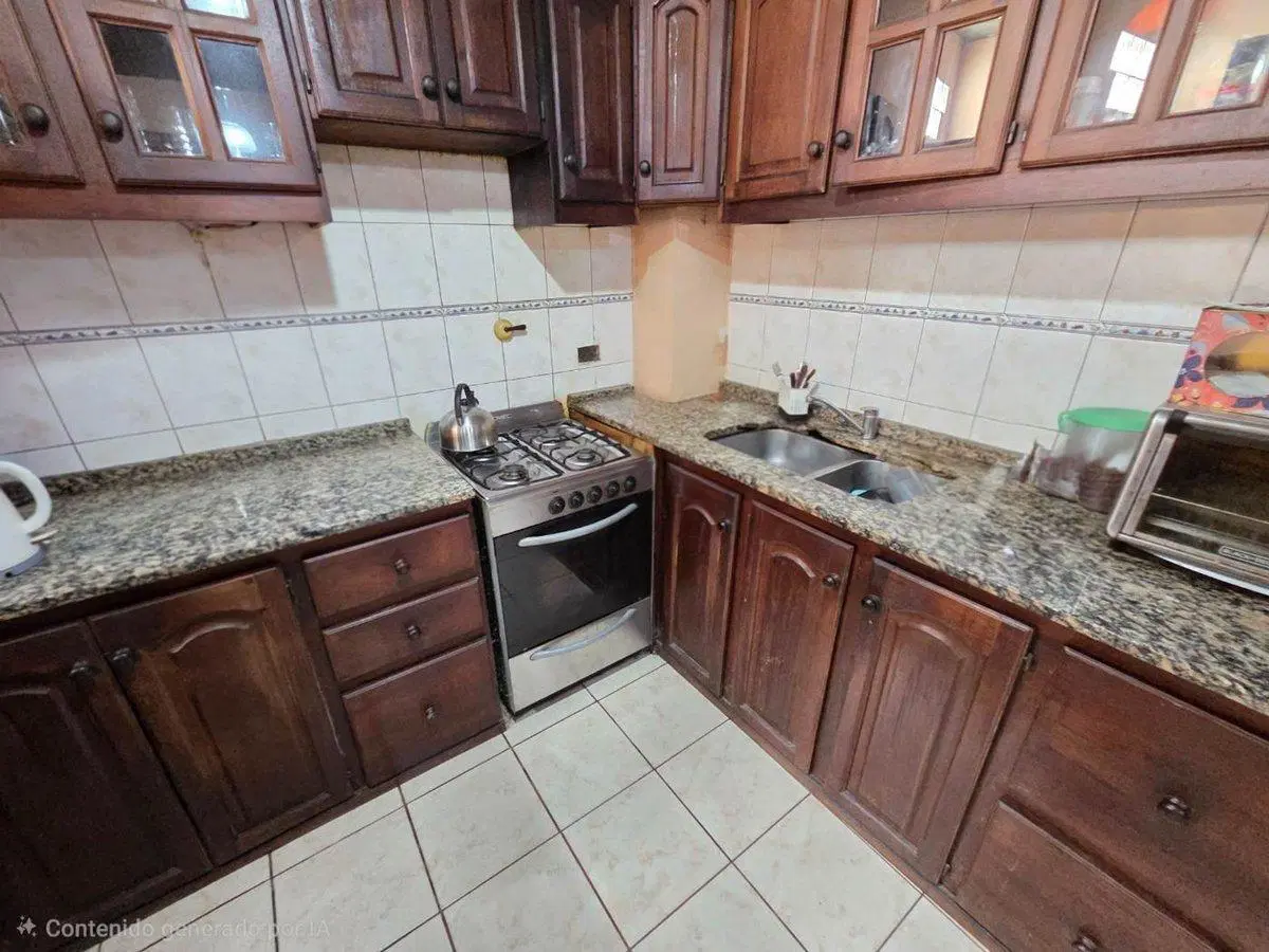 VENTA DUPLEX 4 AMBIENTES CON COCHERA QUILMES OESTE 5