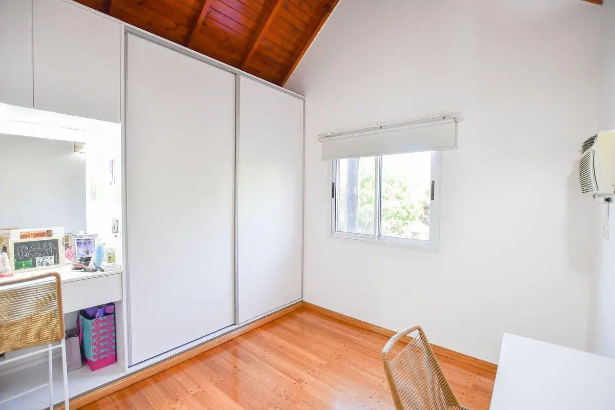 CASA EN VENTA BARRIO VILLAGE DEL PARQUE 4