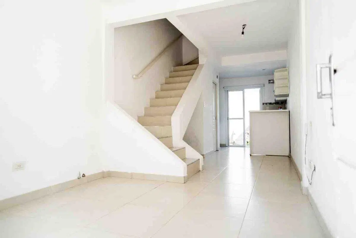 Departamento Dúplex en Venta en Bernal Oeste 2