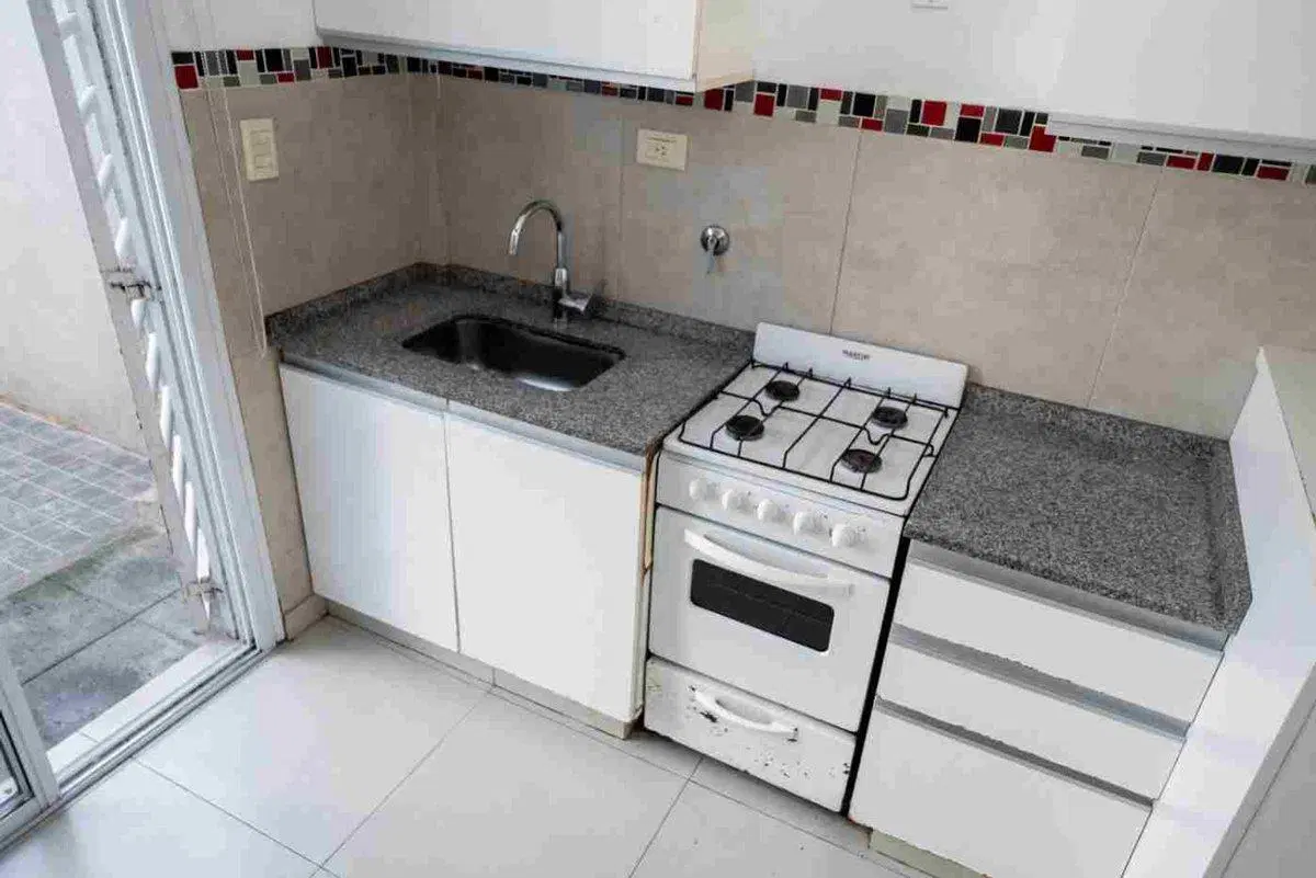 Departamento Dúplex en Venta en Bernal Oeste 8
