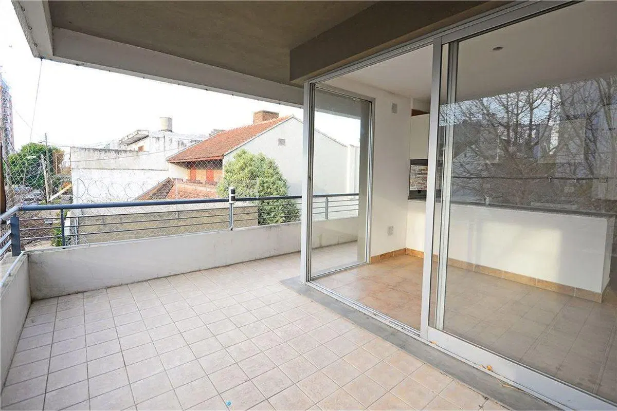VENTA DEPARTAMENTO 4 AMB 2 COCHERAS BAULERA BERNAL 3