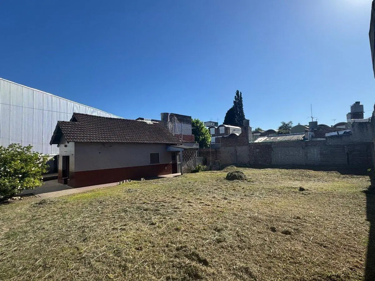 VENTA LOTE PARA INVERSION - FLORENCIO VARELA 3