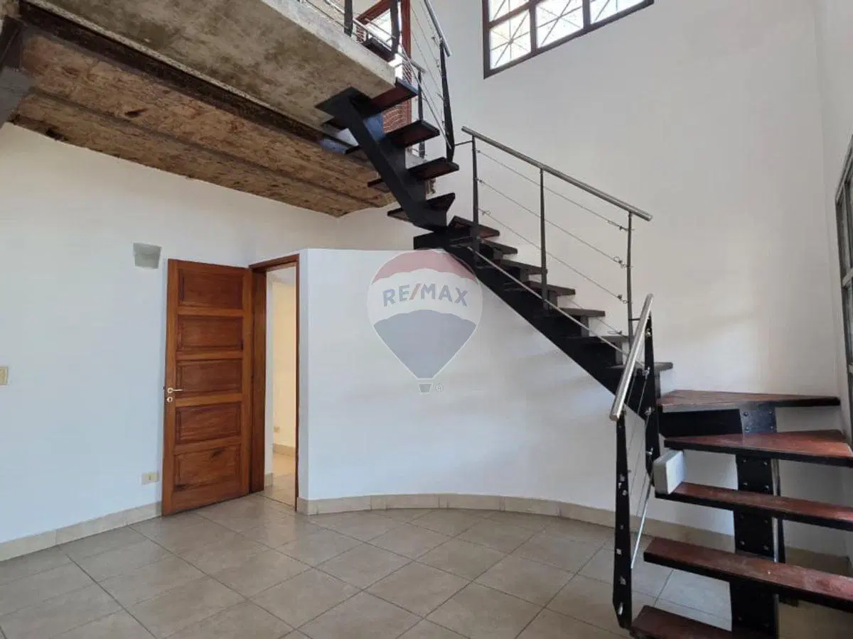 VENTA CASA 5 AMBIENTES QUILMES APTO CRÉDITO PILETA 8