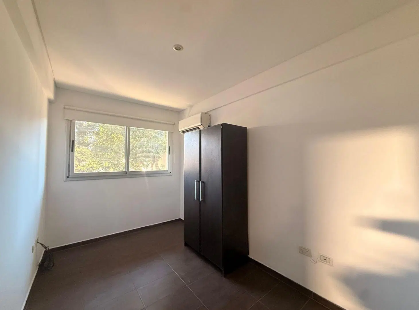 VENTA DEPTO 3 AMB BERAZATEGUI CENTRO CON COCHERA 8