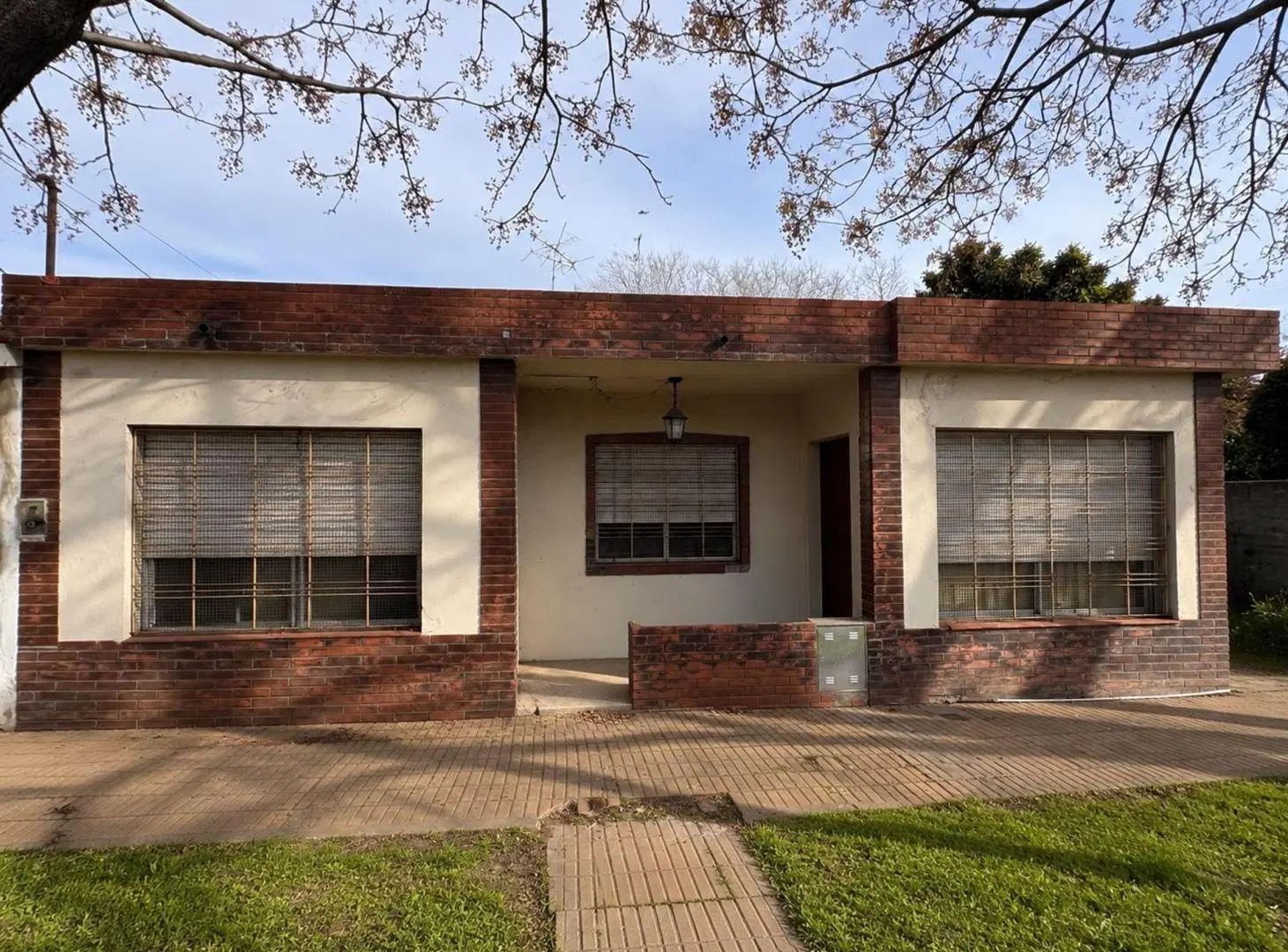 VENTA CASA - FLORENCIO VARELA CENTRO 5