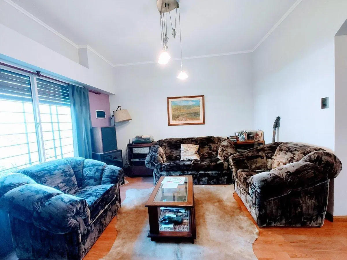 Casa 5 amb en Quilmes Oeste c patio ACEPTA PERMUTA 1