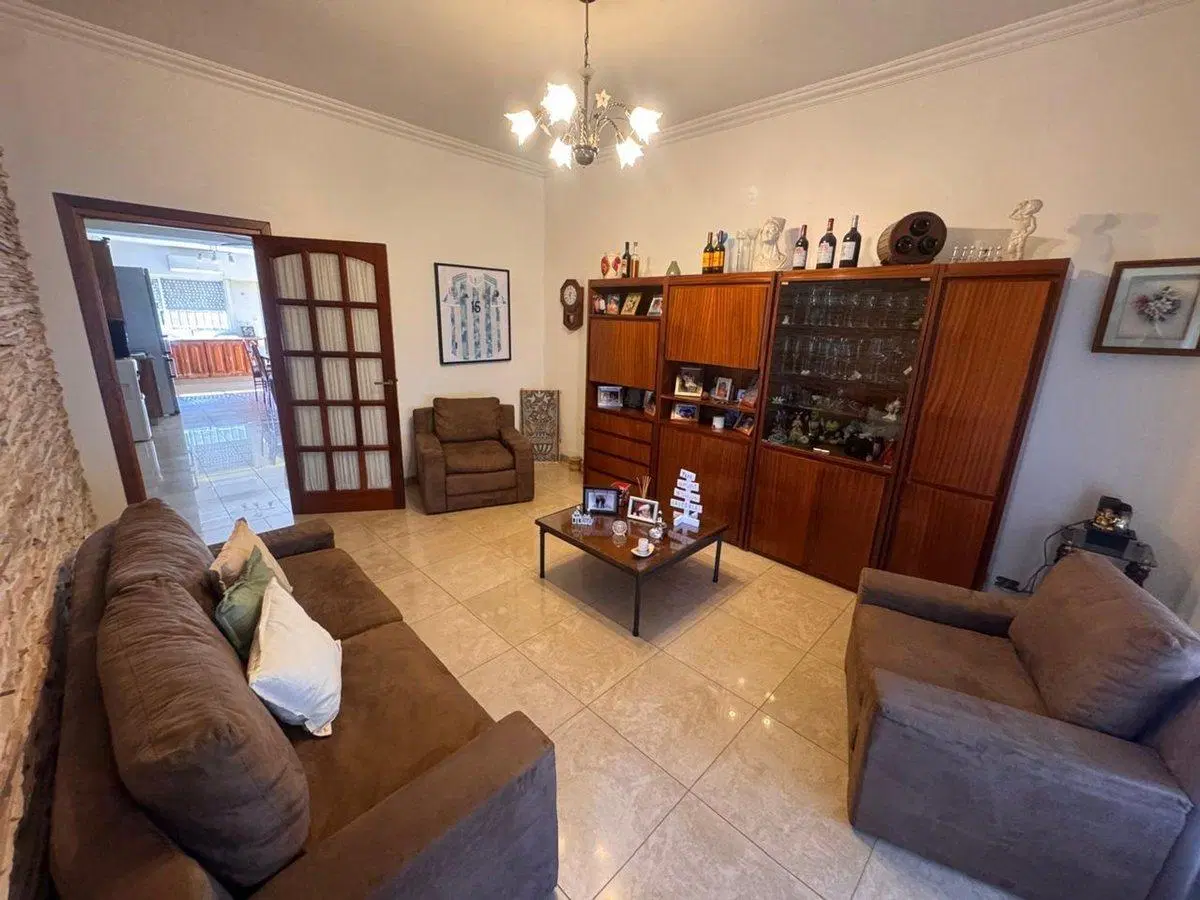VENTA CASA 4 AMBIENTES EZPELETA 4
