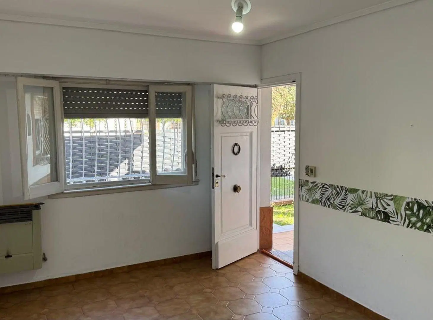 Casa 3 ambientes con patio Quilmes Oeste 5