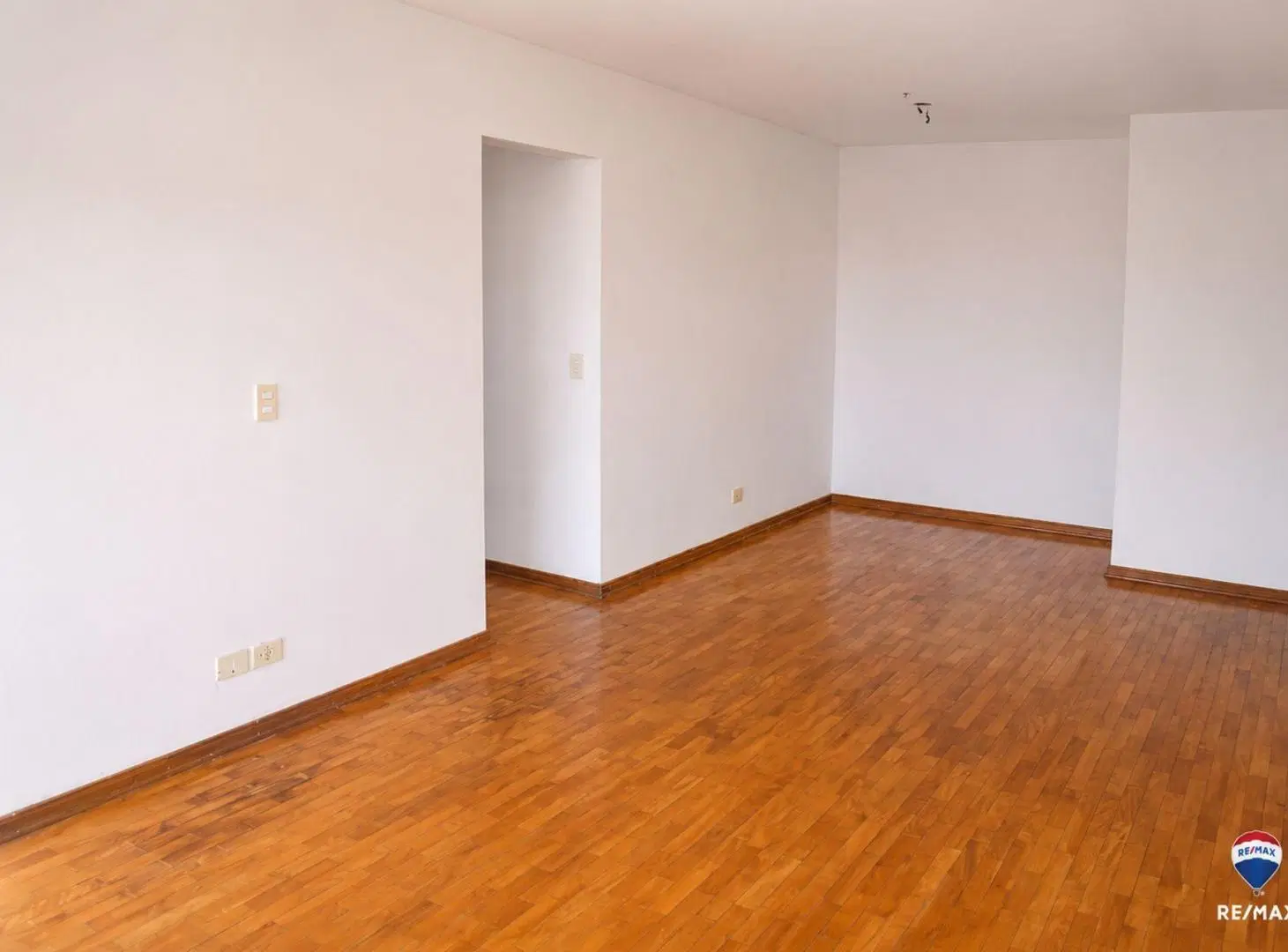 VENTA DETPO 4 AMBIENTES CON COCHERA 8