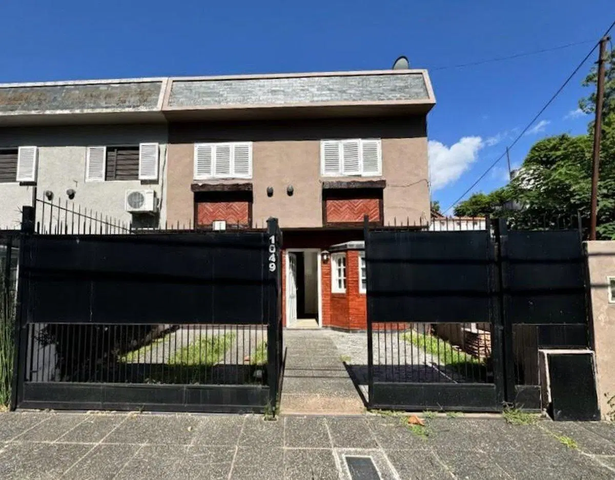PH TIPO CASA 4 AMB Y PATIO BARRANCAS DE QUILMES 4