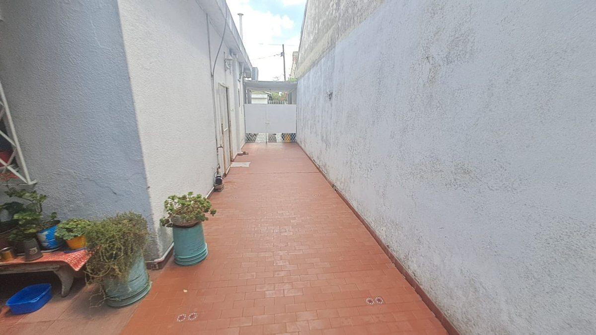 Foto de Venta Casa 3 Ambientes con Cochera en Quilmes, imagen 4