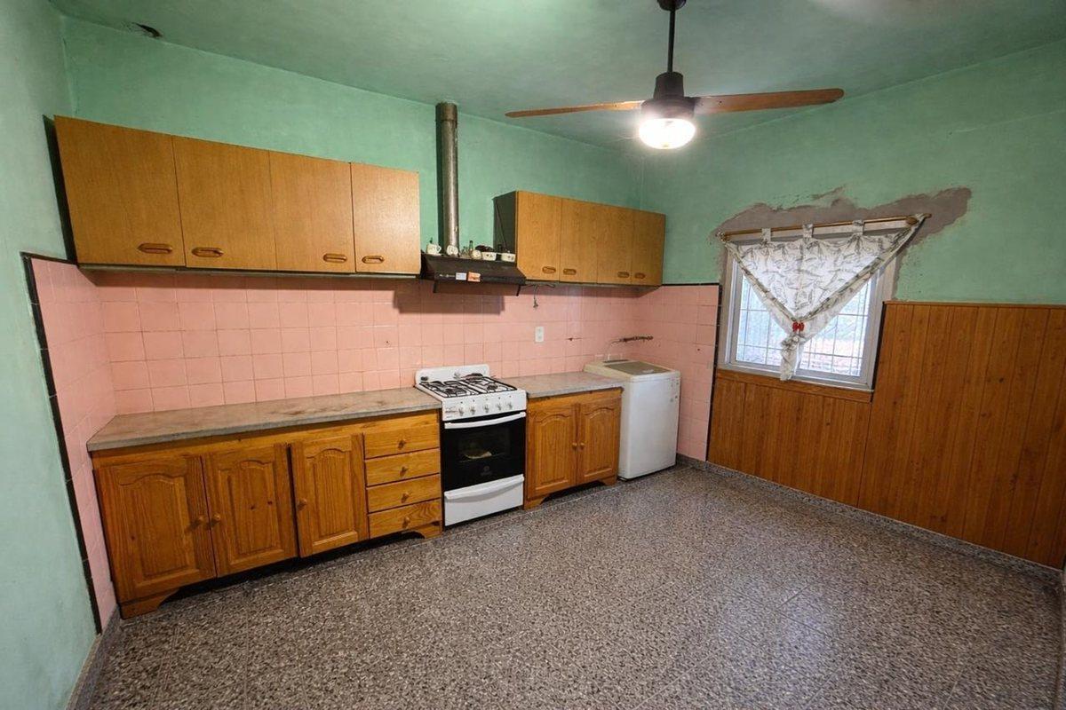 Foto de VENTA CASA EN BERAZATEGUI, imagen 2